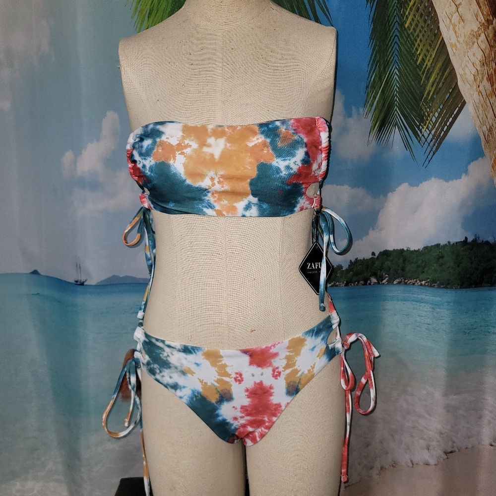 Zaful bright tye dye lace up bikini NWT Size US6 jewel tone pads side tie